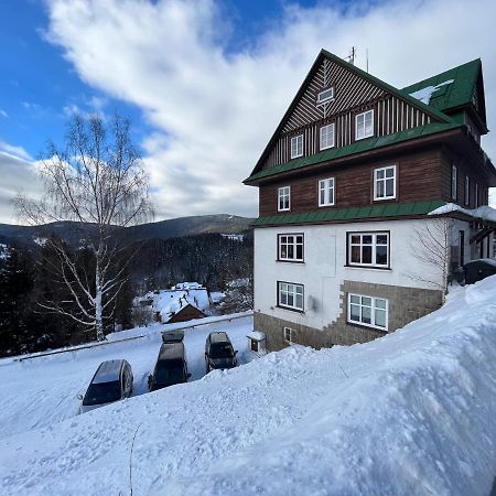 Astoria Inn Шпиндлерув-Млин Экстерьер фото