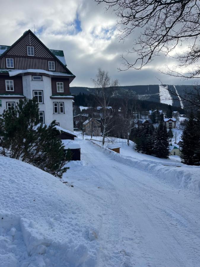 Astoria Inn Шпиндлерув-Млин Экстерьер фото